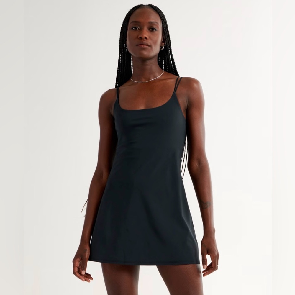 Abercrombie traveler black dress